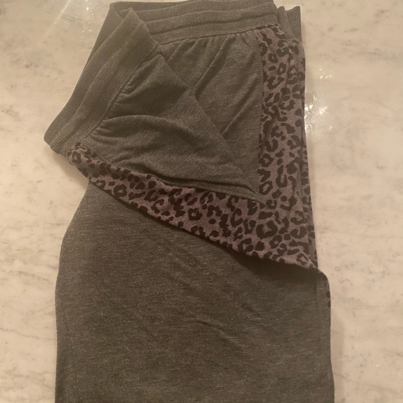 Splendid Lounge Set Grey Medium - Picture 6 of 7